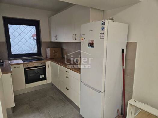 Haus zum Kauf 255.000 € 3 Zimmer 300 m² Vrata, Fuzine Fužine