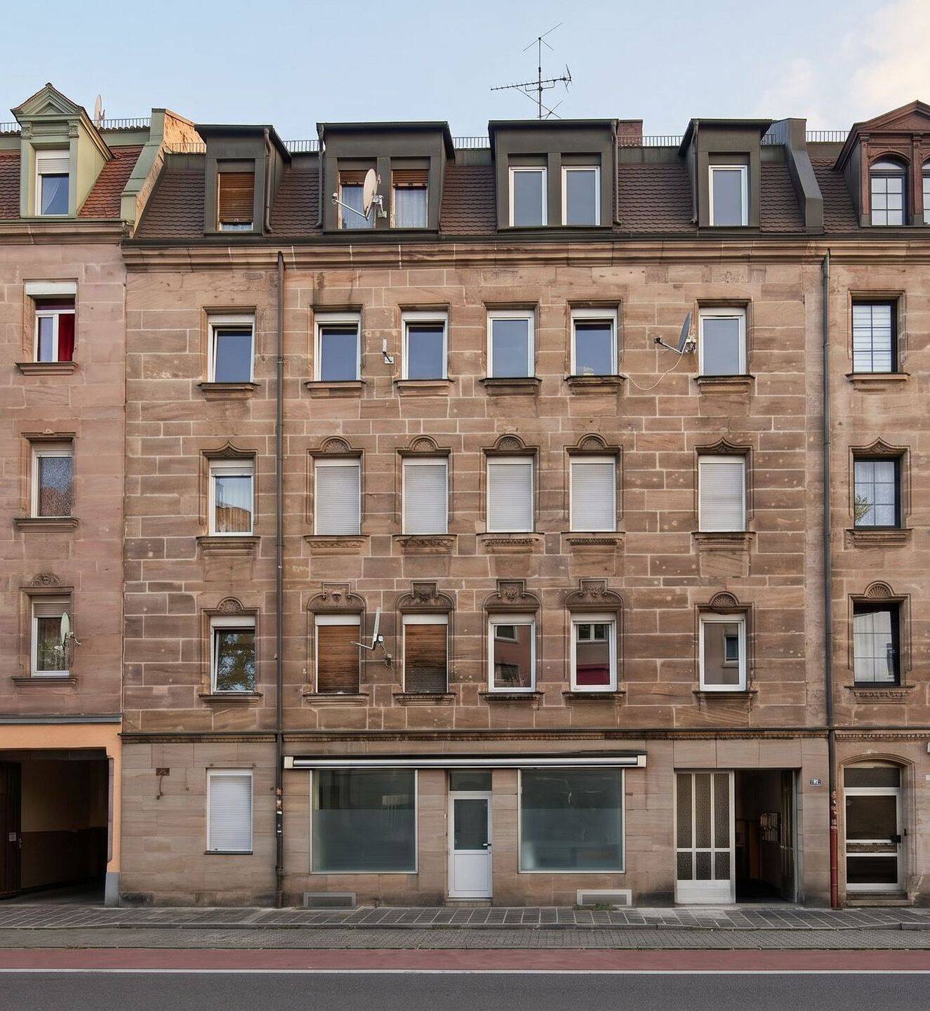 Mehrfamilienhaus zum Kauf, Nürnberg