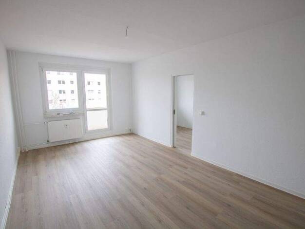 Wohnung zur Miete 310 € 3 Zimmer 68,6 m² 4. Geschoss Grashalmstraße 19 Heide Nord Halle (Saale) 06120