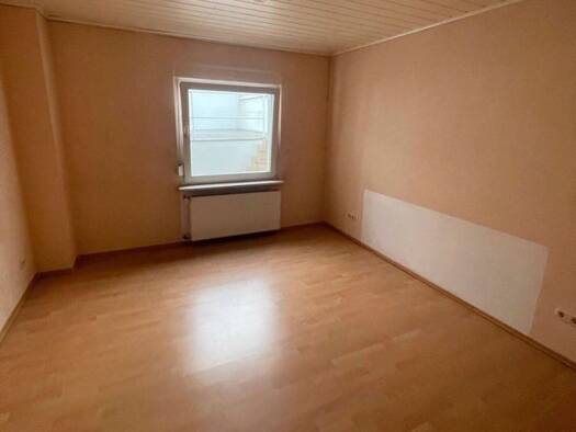 Wohnung zur Miete 800 € 2,5 Zimmer 68 m² frei ab sofort Nieder-Florstadt Florstadt 61197