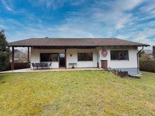 Bungalow zum Kauf 679.000 € 4 Zimmer 140 m² 850 m² Grundstück frei ab sofort Manching 85077