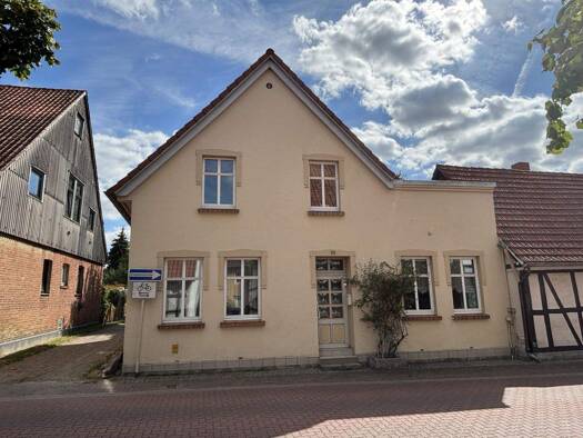 Einfamilienhaus zum Kauf 195.000 € 6 Zimmer 140 m² 338 m² Grundstück Lüchow 29439