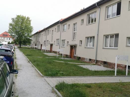 Wohnung zur Miete 696 € 4 Zimmer 87 m² EG frei ab 01.10.2026 Lessingstraße 12 Senftenberg 01968