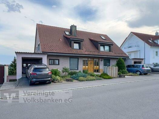 Mehrfamilienhaus zum Kauf 1.050.000 € 12 Zimmer 270 m² 1.171 m² Grundstück Holzgerlingen 71088