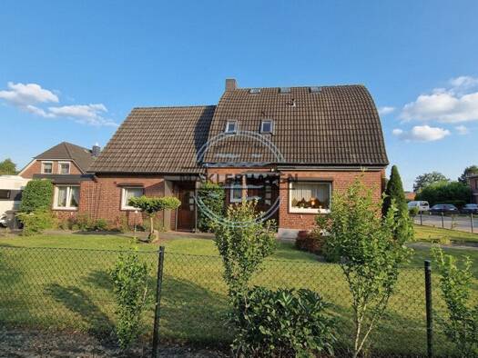 Mehrfamilienhaus zum Kauf 669.000 € 7 Zimmer 205 m² 700 m² Grundstück Garstedt Norderstedt 22848
