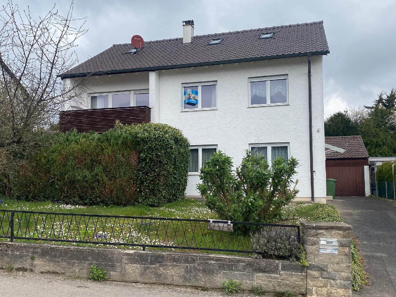 Mehrfamilienhaus zum Kauf 535.000 € 7 Zimmer 152 m²<br/>Wohnfläche 500 m²<br/>Grundstück Kleinsachsenheim Sachsenheim 74343