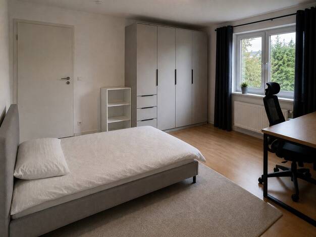 WG-Zimmer zur Miete auf Zeit 470 € 15 m² 1. Geschoss Clevischer Ring 109 Mülheim Köln 51065