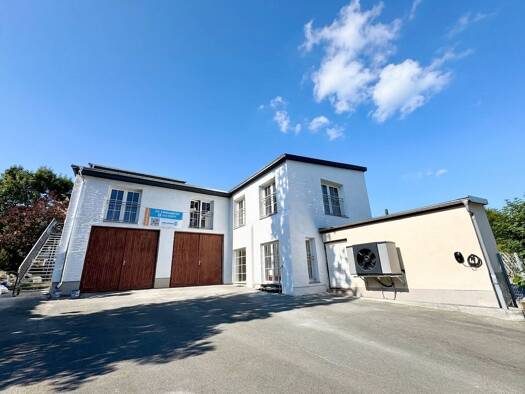 Haus zum Kauf 950.000 € 5 Zimmer 406 m² 810 m² Grundstück Hohenstein-Ernstthal Hohenstein-Ernstthal 09337