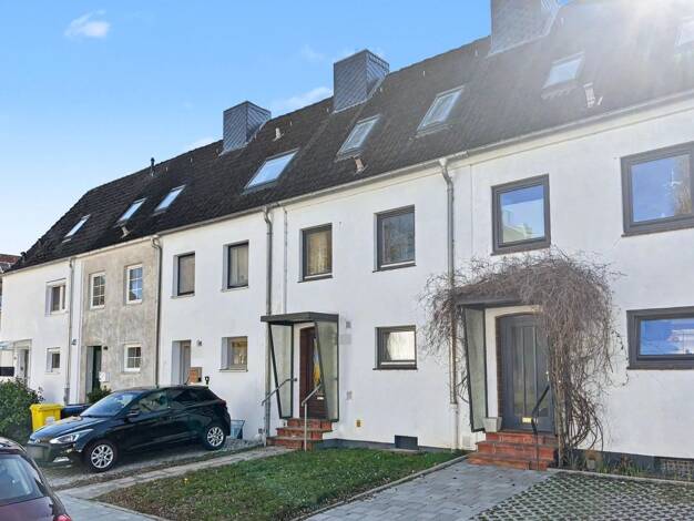 Reihenmittelhaus zum Kauf 249.000 € 4 Zimmer 77,5 m² 270 m² Grundstück Wik Kiel 24106