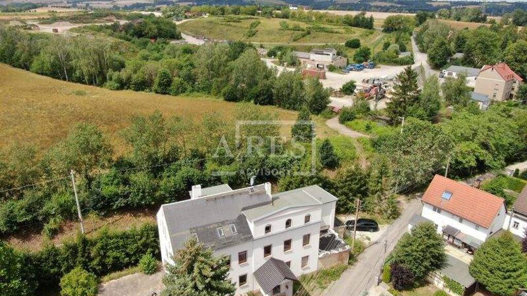 Mehrfamilienhaus zum Kauf 120.000 € 1 Zimmer 358 m² 1.830 m² Grundstück Meerane 08393