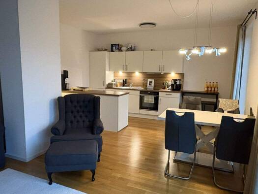 Wohnung zur Miete 1.450 € 2 Zimmer 73,5 m² 3. Geschoss frei ab 15.02.2026 Niendorfer Straße 27a Lokstedt Hamburg 22529