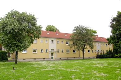 Wohnung zur Miete 449 € 2 Zimmer 50 m² EG Mündelheimer Straße 82 Huckingen Duisburg 47259