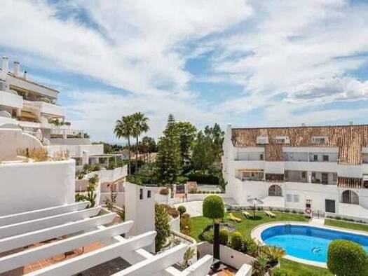 Wohnung zum Kauf 539.900 € 2 Zimmer 107 m² 2. Geschoss Calle De Las Adelfas Marbella 29660