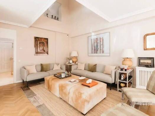 Chalet zum Kauf 1.450.000 € 5 Zimmer 360 m² Calle Alvaro Caballero Madrid 28023
