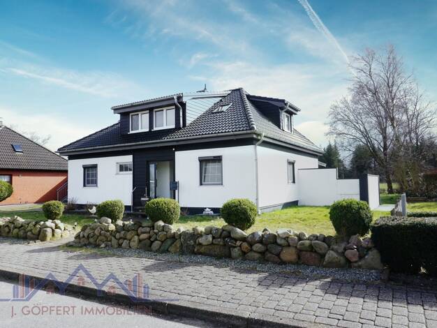 Mehrfamilienhaus zum Kauf 420.000 € 7 Zimmer 165 m² 858 m² Grundstück Leck 25917