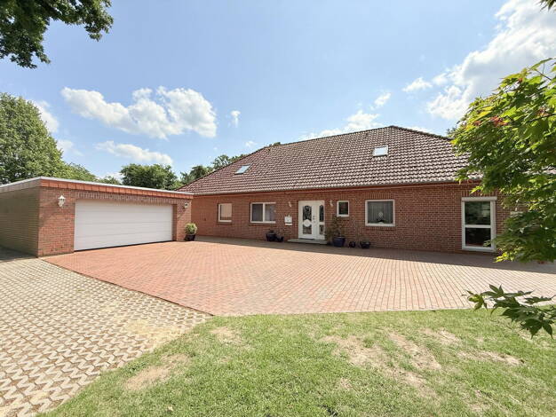 Einfamilienhaus zum Kauf provisionsfrei 540.000 € 8 Zimmer 324 m² 1.792 m² Grundstück Wachendorf Syke 28857