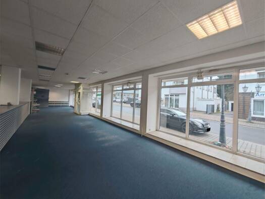 Verkaufsfläche zur Miete 3.200 € 4 Zimmer 160 m² Verkaufsfläche Homburg 66424