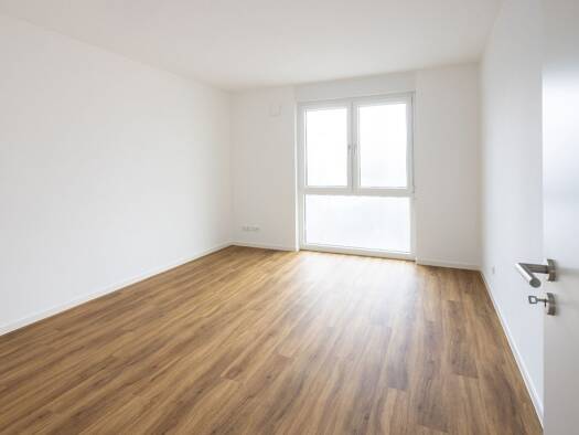 Wohnung zur Miete nur mit Wohnberechtigungsschein 593 € 2 Zimmer 51,6 m² 1. Geschoss frei ab 01.11.2026 Hellersdorfer Straße Kaulsdorf Berlin 12619