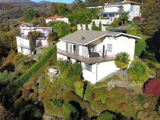 Haus zum Kauf 640.000 € 5 Zimmer 162 m² 1.340 m² Grundstück Luino 21016