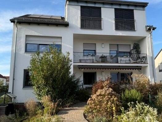 Wohnung zur Miete 1.025 € 3 Zimmer 95 m² 2 Geschosse frei ab 01.12.2026 Neumarkt Neumarkt in der Oberpfalz 92318