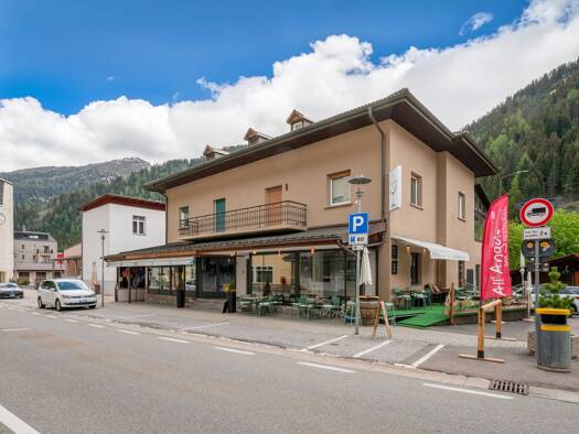Reihenmittelhaus zum Kauf 580.000 € 6 Zimmer 225 m² St. Valentinstraße 19 Brenner 39041