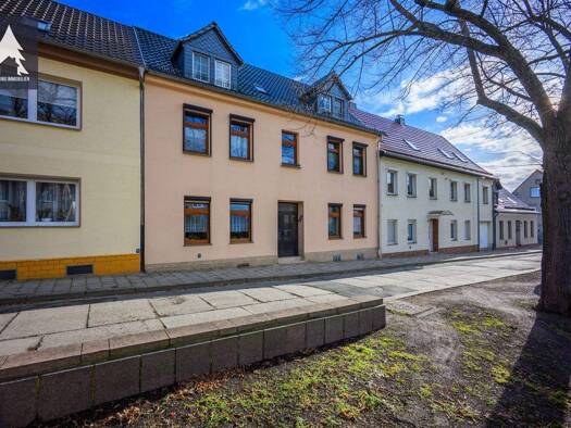 Stadthaus zum Kauf 249.000 € 12 Zimmer 278 m² 815 m² Grundstück Aschersleben 06449