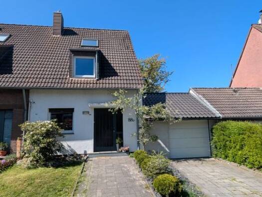 Reihenmittelhaus zum Kauf 385.000 € 4 Zimmer 116 m² 237 m² Grundstück frei ab 01.08.2026 Bedingrade Essen 45357