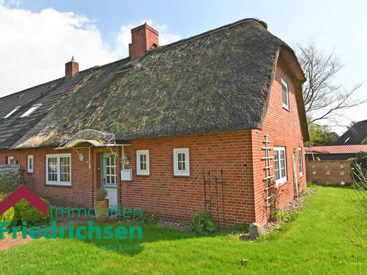 Doppelhaushälfte zum Kauf 199.000 € 4 Zimmer 99,4 m² 532 m² Grundstück Breklum 25821