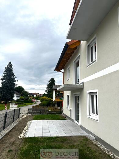 Wohnung zur Miete 1.065 € 3 Zimmer 89,1 m² frei ab 01.10.2025 Straß Obertaufkirchen 84419