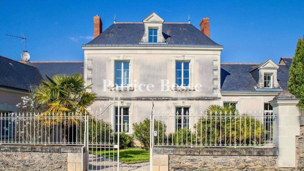 Reihenmittelhaus zum Kauf 810.000 € 10 Zimmer 280 m² 1.451 m² Grundstück Centre Angers 49000