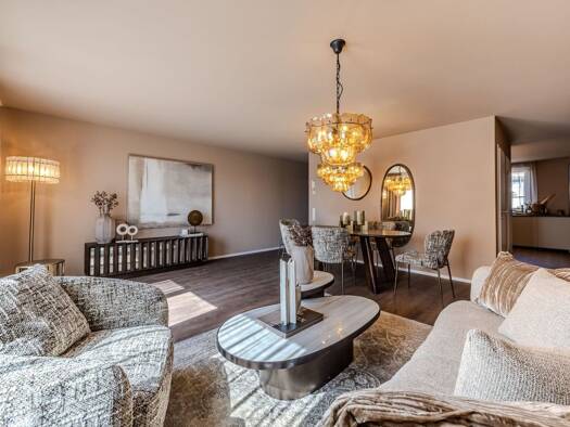 Reihenendhaus zur Miete - Erstbezug 2.500 € 6 Zimmer 147 m² 270 m² Grundstück frei ab 15.09.2026 Mirjam-Pressler-Straße 2/4 Hirschlanden Ditzingen 71254