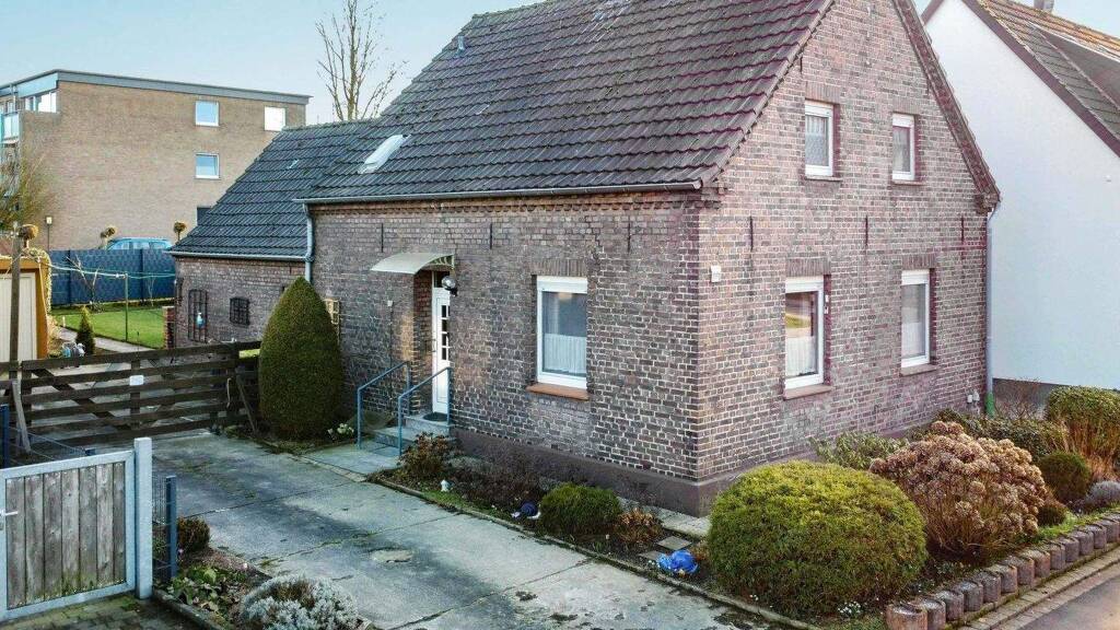 Sonstiges zum Kauf als Kapitalanlage geeignet 259.000 € 6 Zimmer 115 m² 481 m² Grundstück Xanten 46509