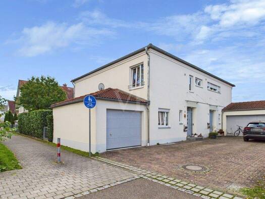 Doppelhaushälfte zum Kauf 769.000 € 5 Zimmer 143,5 m² 293 m² Grundstück Gerolfing Ingolstadt / Gerolfing 85049