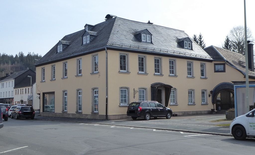 Stadthaus zum Kauf 10 Zimmer 352 m²<br/>Wohnfläche 781 m²<br/>Grundstück Naila Naila 95119