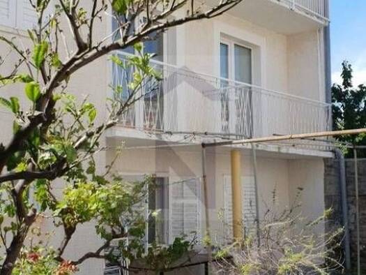 Einfamilienhaus zum Kauf 430.000 € 6 Zimmer 250 m² Rab 51280