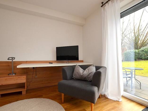 Studio zur Miete 890 € 1 Zimmer 30 m² EG frei ab 18.05.2026 Euerbach 97502