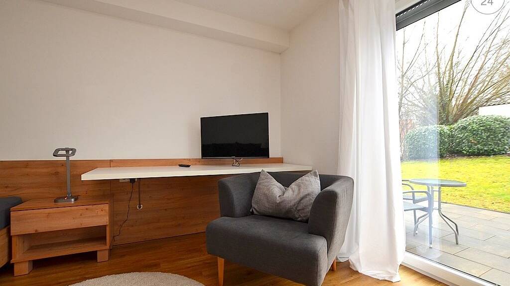 Studio zur Miete 890 € 1 Zimmer 30 m² EG frei ab 18.05.2026 Euerbach 97502