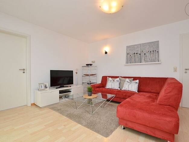 Wohnung zur Miete auf Zeit 895 € 2 Zimmer 45 m² frei ab 01.10.2026 Höchberg 97204