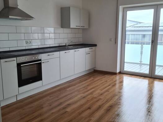 Wohnung zur Miete 925 € 3 Zimmer 89 m² Geschoss 1/2 frei ab 01.07.2026 Kirchlehen Mengkofen 84152