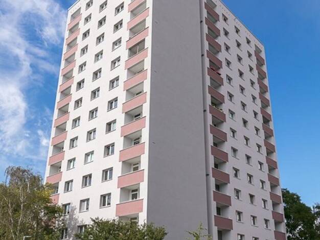 Wohnung zur Miete 611 € 3 Zimmer 77,4 m² 12. Geschoss frei ab 01.10.2026 Rottwerndorfer Straße 1 Leuben Ortsamtsbereich Leuben 01257