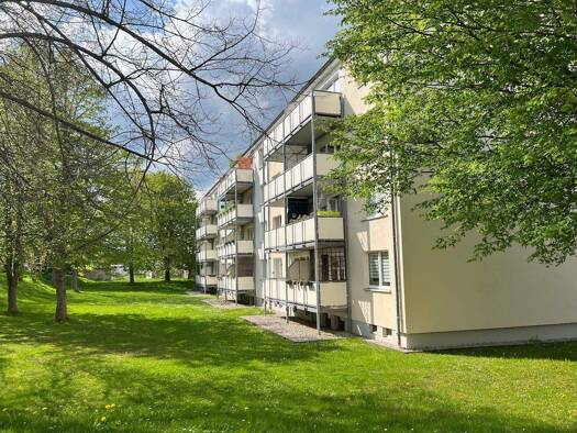 Wohnung zur Miete 330 € 3 Zimmer 61 m² 3. Geschoss Carl-von-Ossietzky-Straße 107 Gablenz Chemnitz 09127