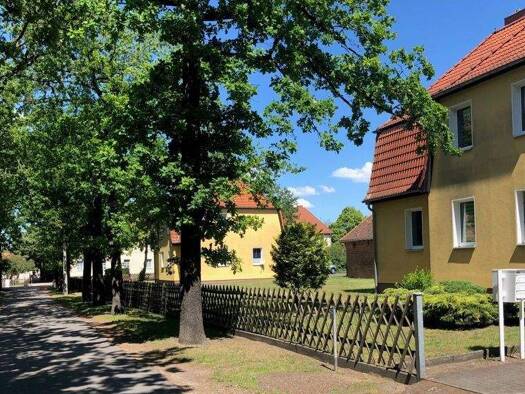 Wohnung zur Miete 270 € 2 Zimmer 43,3 m² 1. Geschoss Gottwaldstraße 5 Schwarzheide 01987