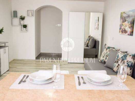 Wohnung zum Kauf 230.000 € 2 Zimmer 94 m² Poreč