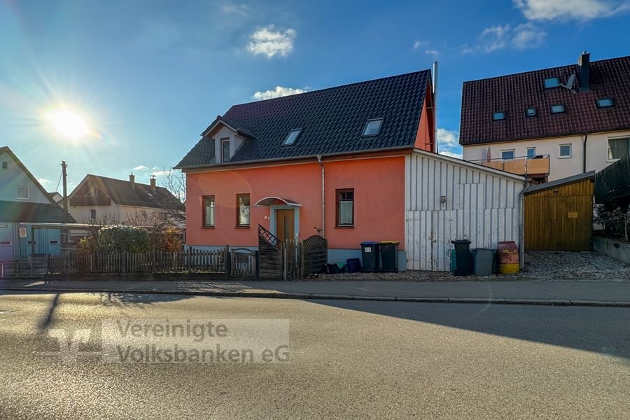 Einfamilienhaus zum Kauf 469.000 € 5 Zimmer 112,3 m²<br/>Wohnfläche 269 m²<br/>Grundstück 01.06.2025<br/>Verfügbarkeit Wannweiler Str. Reutlingen / Betzingen 72770