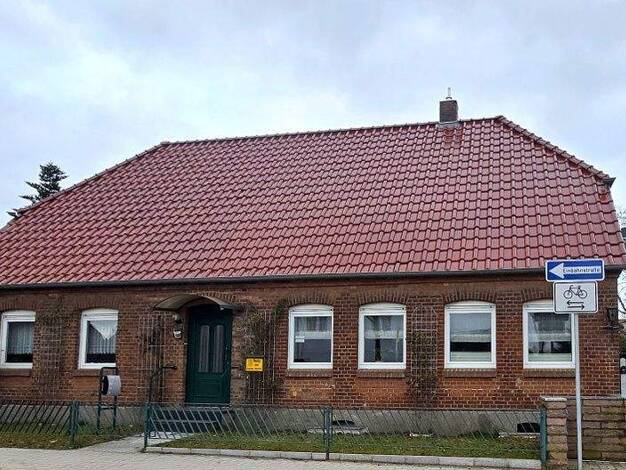 Einfamilienhaus zum Kauf 386.000 € 4 Zimmer 140 m² 757 m² Grundstück Lankow Schwerin 19057