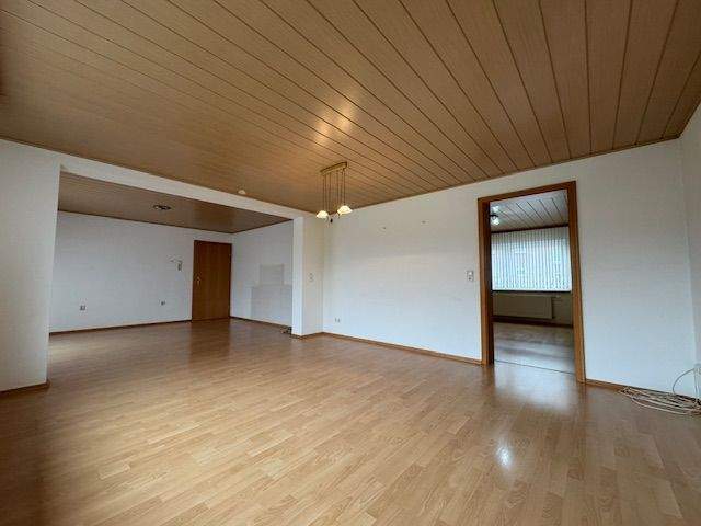 Immobilie in Ramstein-Miesenbach - Grundsolides 1-2 Familienwohnhaus in angenehmer Wohngegend - Bild 4