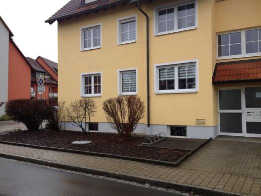 Wohnung zur Miete 860 € 3 Zimmer 86 m² Geschoss EG/3 frei ab 01.10.2026 Fuchshofstraße 4 Pegnitz 91257