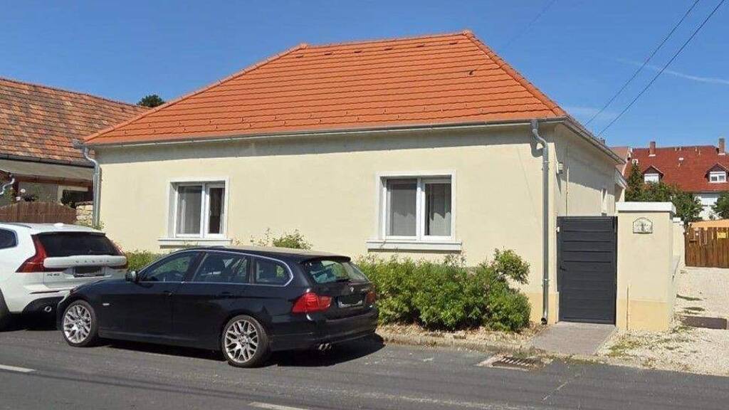 Haus zum Kauf provisionsfrei 195.000 € 3 Zimmer 100 m² 323 m² Grundstück Tapolca 8300