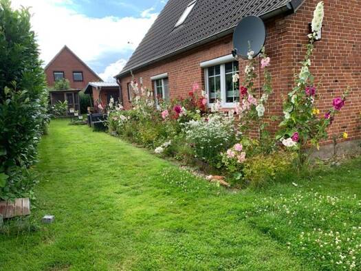 Einfamilienhaus zum Kauf 320.000 € 5 Zimmer 124 m² 606 m² Grundstück frei ab sofort Quern Steinbergkirche 24972