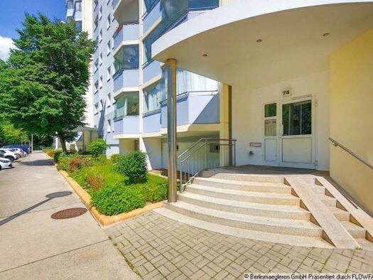 Wohnung zum Kauf 99.000 € 1 Zimmer 32,5 m² 6. Geschoss Ahrenshooper Str. 74 Neu-Hohenschönhausen Berlin, Hohenschönhausen 13051